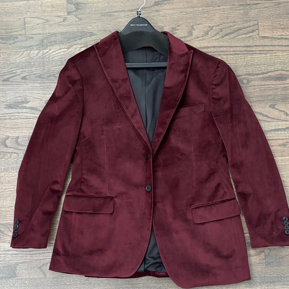 Mens Wearhouse luxurious burgundy